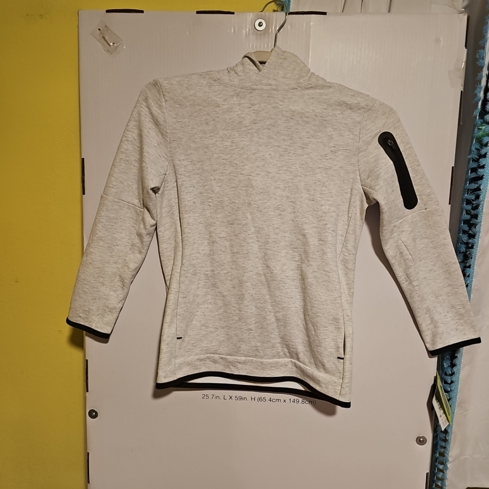 NWT Vively  Boys Size Medium (8) Gray Tech Hoodie Sweatshirt Fast Dri
